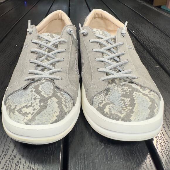 Hey Dude Men’s Size 10 Wally Sox Gray Snakeskin Pattern Casual Comfort Shoes main image 13
